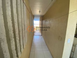 Casa Para Alugar com 3 quartos 3 suítes no bairro Pref. José Walter em Fortaleza
