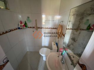 Casa Para Alugar com 3 quartos 3 suítes no bairro Pref. José Walter em Fortaleza