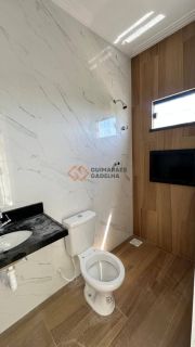 Casa Para Vender com 3 quartos 2 suítes na região da Maraponga