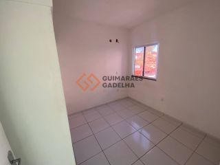 Apartamento Para Vender com 3 quartos 1 suítes no bairro Pajuçara em Maracanaú