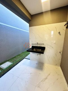 Casa Para Vender com 3 quartos 3 suítes no bairro Guaribas em Eusébio