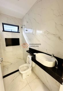 Casa Para Vender com 3 quartos 3 suítes no bairro Guaribas em Eusébio