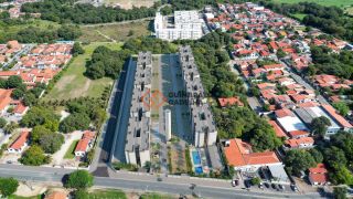 Apartamento Para Vender com 2 quartos 1 suítes no bairro Lagoa Redonda em Fortaleza