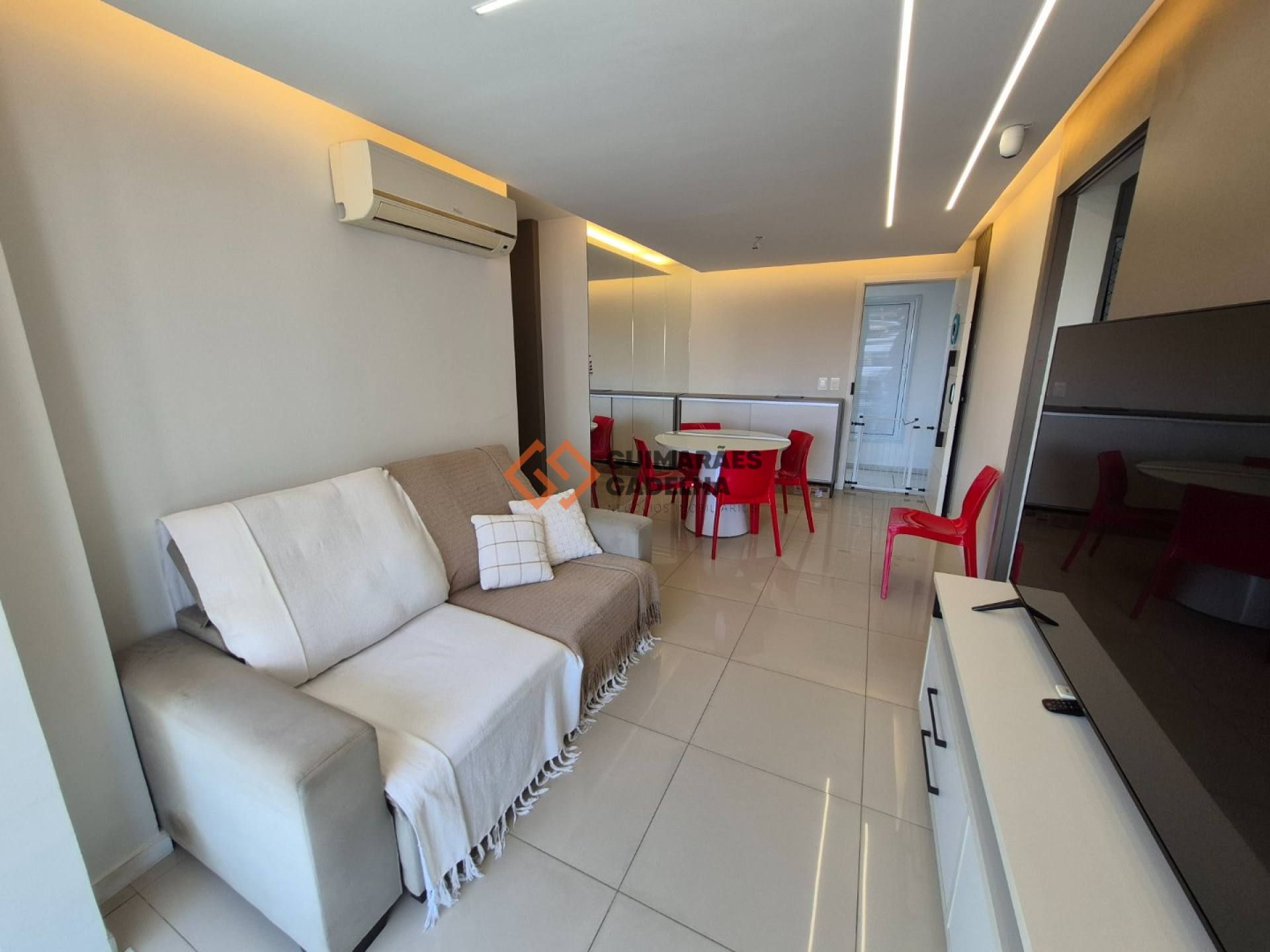 Apartamento Para Vender com 3 quartos 1 suítes no bairro Engenheiro Luciano Cavalcante em Fortaleza