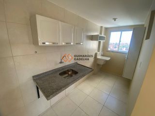 Apartamento Para Alugar com 3 quartos 1 suítes no bairro Antônio Bezerra em Fortaleza