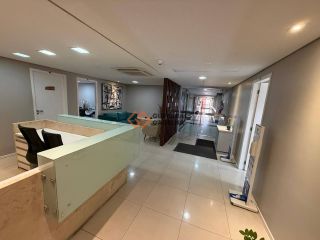 Sala Comercial Para Vender no bairro Cocó em Fortaleza
