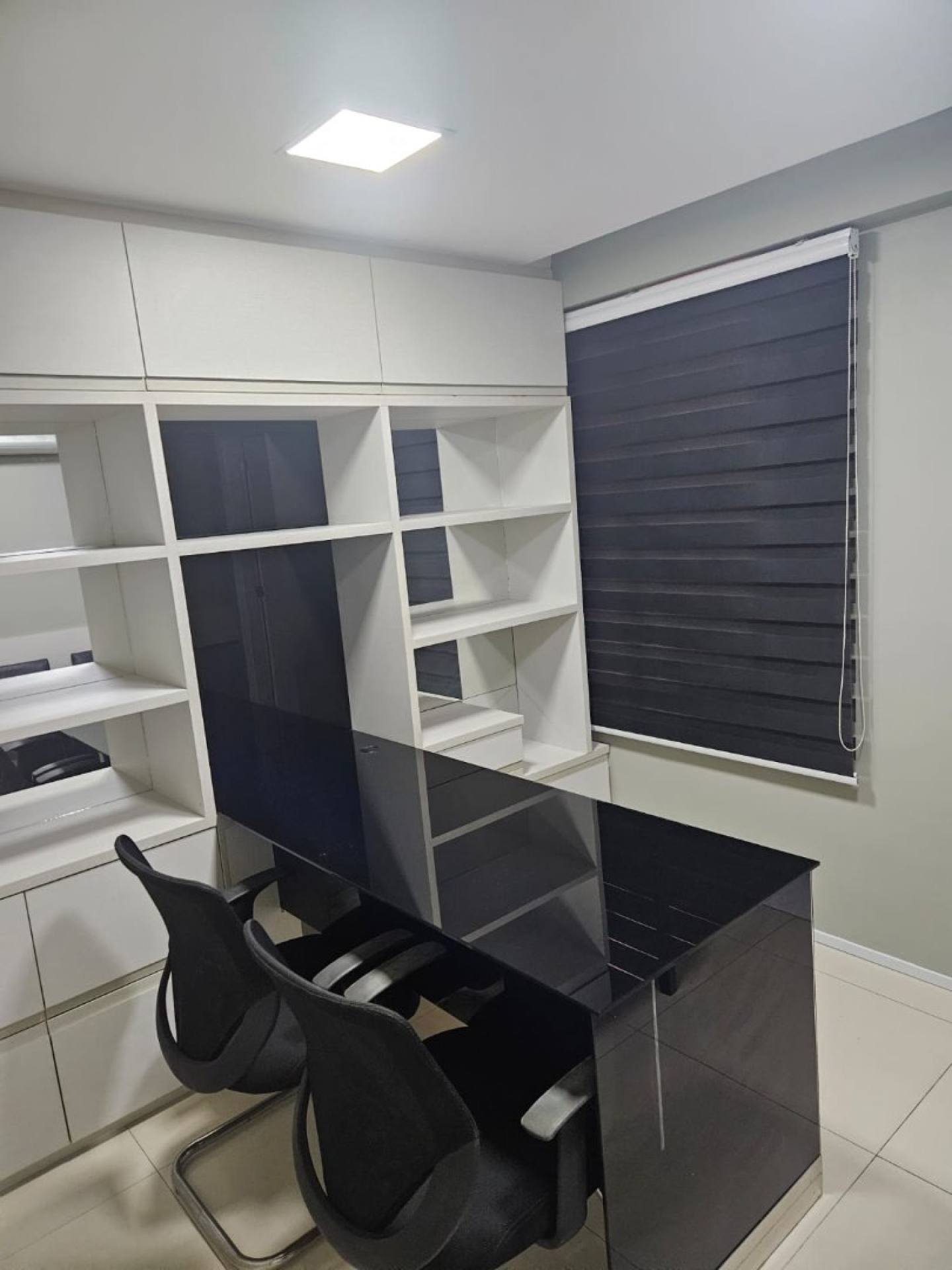 Sala Comercial Para Alugar no bairro Cocó em Fortaleza