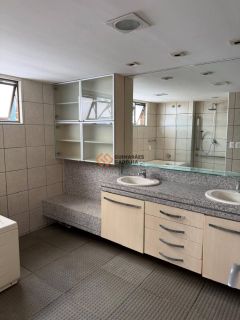 Apartamento Para Vender com 3 quartos 3 suítes no bairro Meireles em Fortaleza