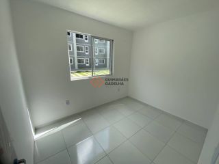 Apartamento Para Alugar com 2 quartos no bairro Pajuçara em Maracanaú