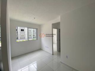 Apartamento Para Alugar com 2 quartos no bairro Pajuçara em Maracanaú
