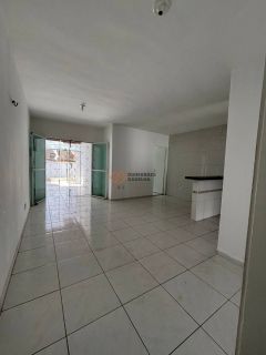 Apartamento Para Vender com 2 quartos 2 suítes no bairro Granja Lisboa em Fortaleza
