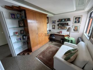 Apartamento Para Alugar com 4 quartos 3 suítes no bairro Guararapes em Fortaleza