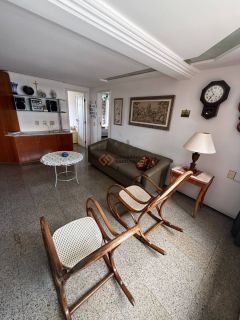 Apartamento Para Alugar com 4 quartos 3 suítes no bairro Guararapes em Fortaleza