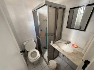 Apartamento Para Alugar com 4 quartos 3 suítes no bairro Guararapes em Fortaleza