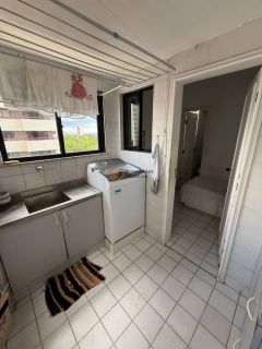 Apartamento Para Alugar com 4 quartos 3 suítes no bairro Guararapes em Fortaleza