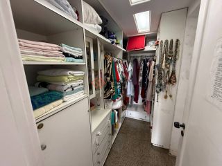 Apartamento Para Alugar com 4 quartos 3 suítes no bairro Guararapes em Fortaleza