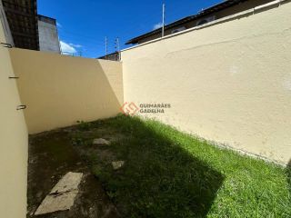 Casa Para Vender com 2 quartos 1 suítes no bairro Precabura em Eusébio