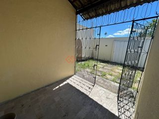 Casa Para Vender com 2 quartos 1 suítes no bairro Precabura em Eusébio