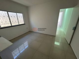 Casa Para Vender com 2 quartos 1 suítes no bairro Precabura em Eusébio