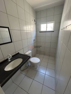 Casa Para Vender com 2 quartos 1 suítes no bairro Precabura em Eusébio