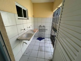 Casa Para Vender com 2 quartos 1 suítes no bairro Precabura em Eusébio