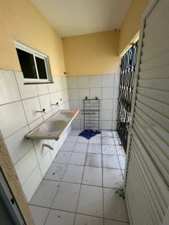 Casa Para Vender com 2 quartos 1 suítes no bairro Precabura em Eusébio