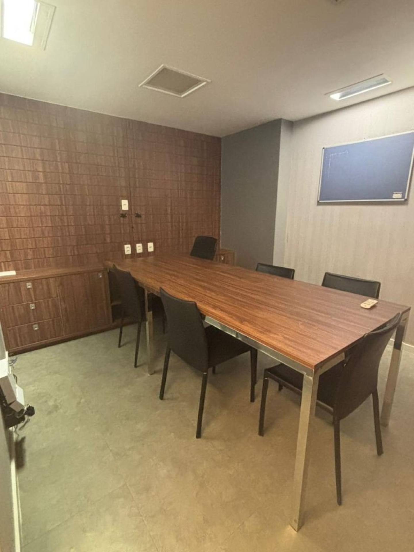 Sala Comercial Para Alugar no bairro Cocó em Fortaleza [DUPLICADO]