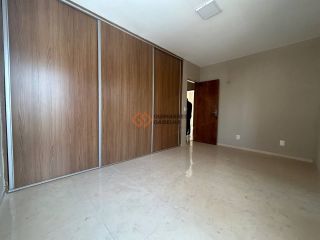 Apartamento Para Vender com 3 quartos 2 suítes no bairro Cocó em Fortaleza