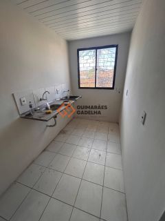 Apartamento Para Alugar com 2 quartos 1 suítes no bairro Bonsucesso em Fortaleza