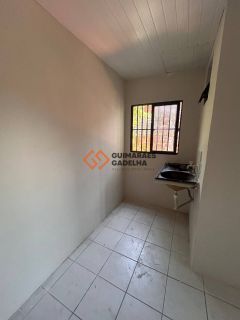 Apartamento Para Alugar com 2 quartos 1 suítes no bairro Bonsucesso em Fortaleza