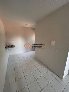 Apartamento Para Alugar com 2 quartos 1 suítes no bairro Bonsucesso em Fortaleza