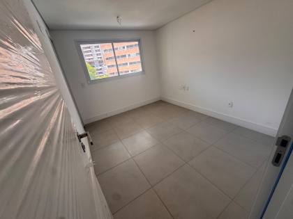 Apartamento Para Vender com 3 quartos 2 suítes no bairro Cocó em Fortaleza