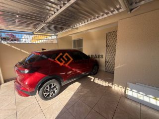 Casa Para Vender com 3 quartos 1 suítes no bairro Montese em Fortaleza