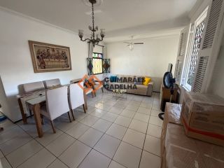 Casa Para Vender com 3 quartos 1 suítes no bairro Montese em Fortaleza