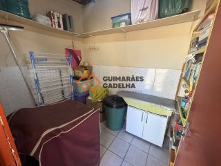 Casa Para Vender com 3 quartos 1 suítes no bairro Montese em Fortaleza