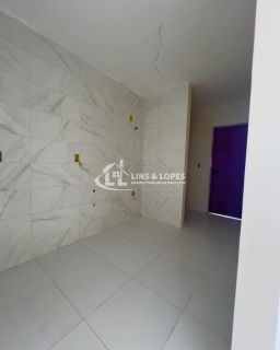 APARTAMENTO Á VENDA- NO TREVO DO FRANCÊS