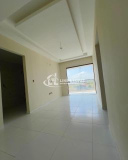 APARTAMENTO Á VENDA- NO TREVO DO FRANCÊS