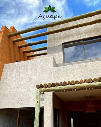 casa 3 suítes Milagres Aguapé