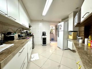 apartamento na Ponta Verde, vista mar com 3 quartos