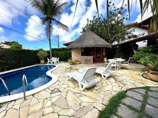 Casa ampla e reformada com 3 suítes, piscina e área gourmet completa – 500m² de terreno
