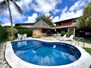 Casa ampla e reformada com 3 suítes, piscina e área gourmet completa – 500m² de terreno