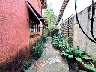 Casa ampla e reformada com 3 suítes, piscina e área gourmet completa – 500m² de terreno