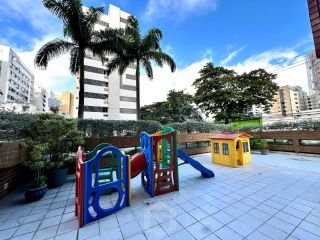 Apartamento reformado e mobiliado à venda no melhor da Ponta Verde – 90,83 m² | 3 Quartos | 1 Suíte com Closet
