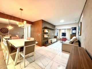 Apartamento reformado e mobiliado à venda no melhor da Ponta Verde – 90,83 m² | 3 Quartos | 1 Suíte com Closet