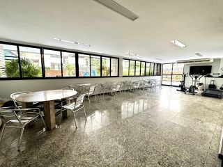 Apartamento reformado e mobiliado à venda no melhor da Ponta Verde – 90,83 m² | 3 Quartos | 1 Suíte com Closet