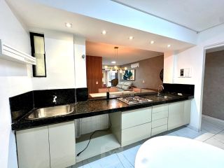 Apartamento reformado e mobiliado à venda no melhor da Ponta Verde – 90,83 m² | 3 Quartos | 1 Suíte com Closet