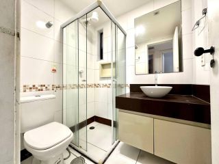 Apartamento reformado e mobiliado à venda no melhor da Ponta Verde – 90,83 m² | 3 Quartos | 1 Suíte com Closet