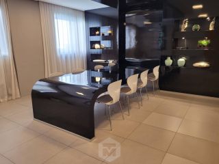 Apartamento com 3 quartos no coração da Ponta verde!!!