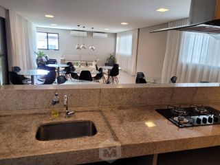 Apartamento com 3 quartos no coração da Ponta verde!!!