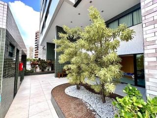 Apartamento com 3 quartos no coração da Ponta verde!!!